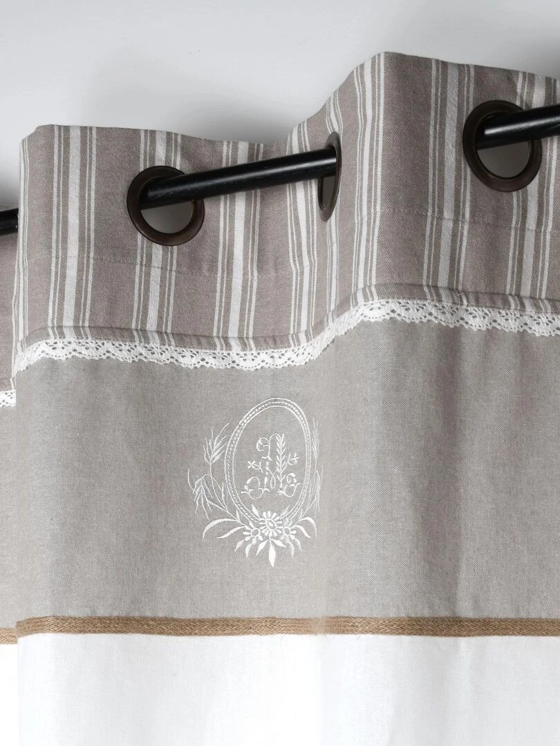Rideau tamisant esprit campagne chic Beige