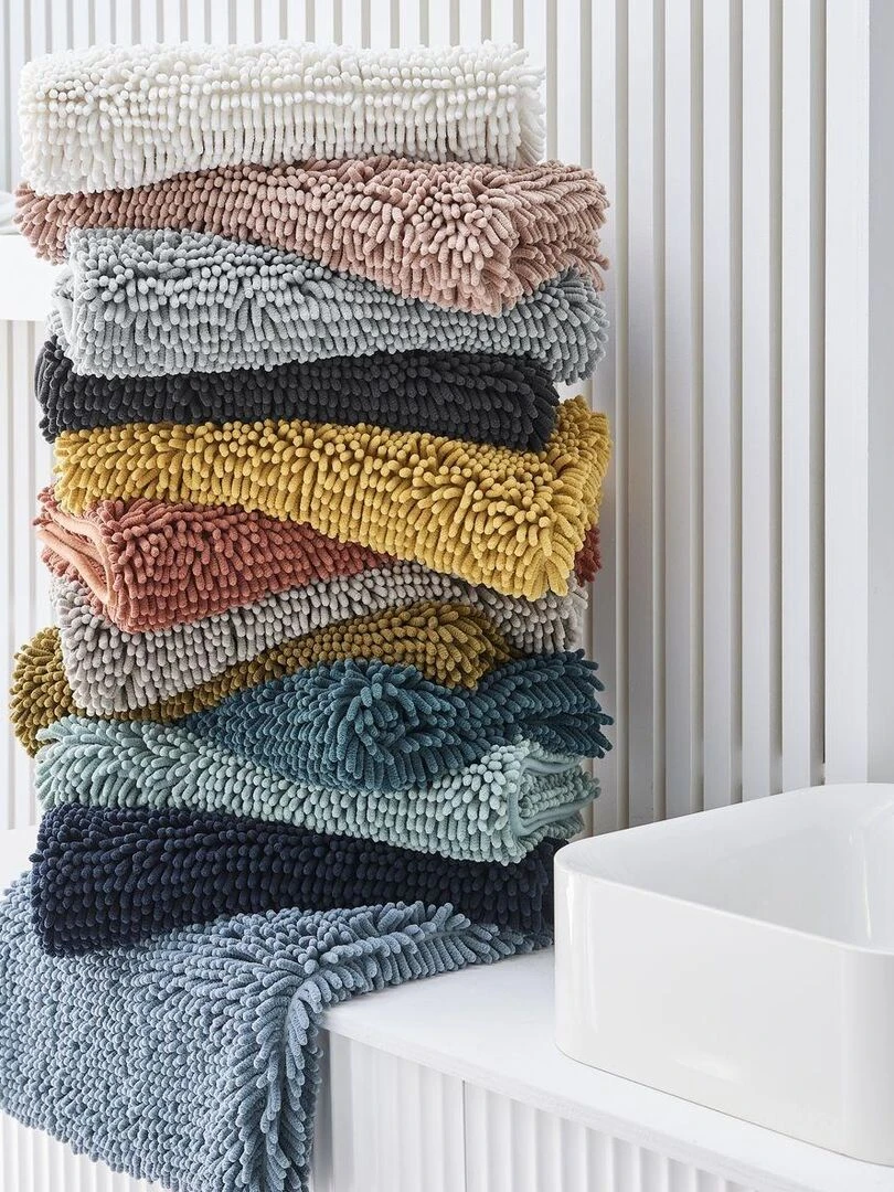 Tapis de bain mèche uni 'ESSENTIAL' 'TODAY'   Vert