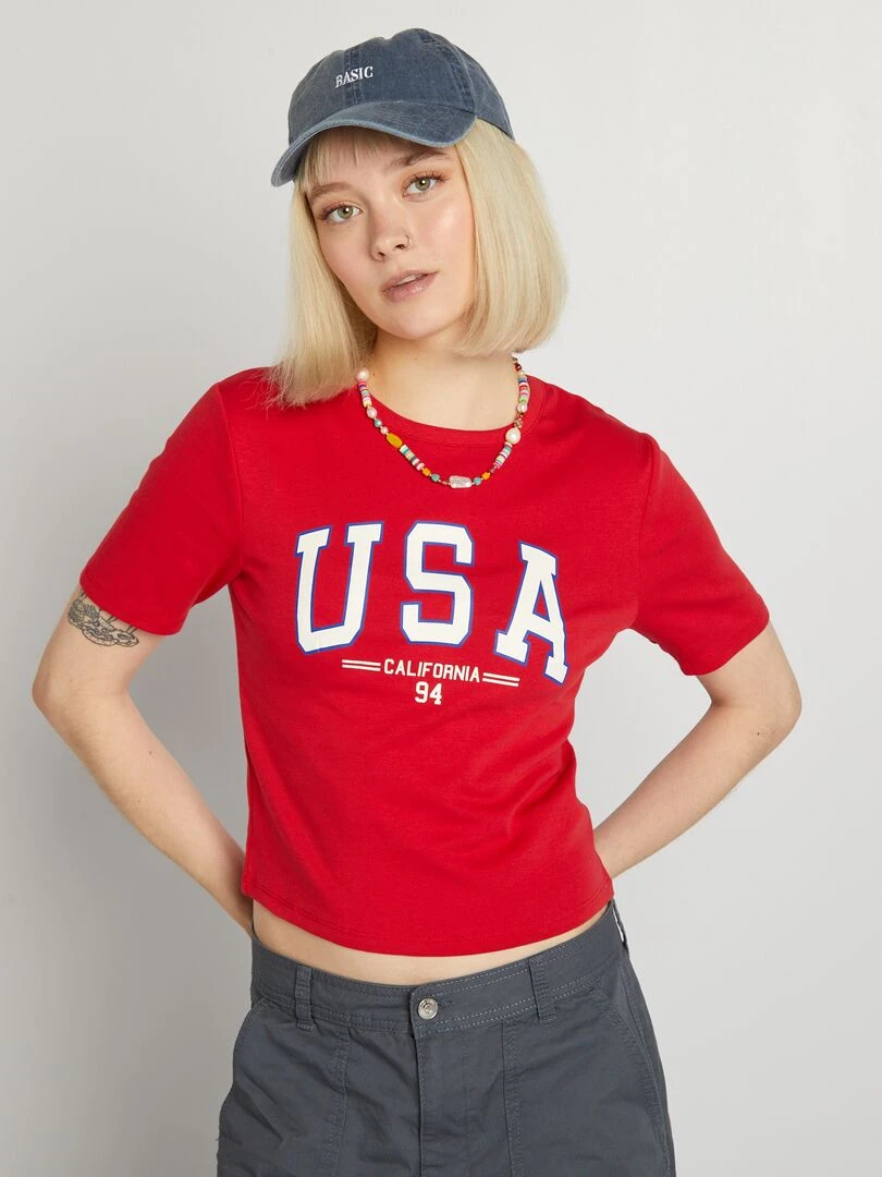 T shirt court avec imprimé université US   Rouge