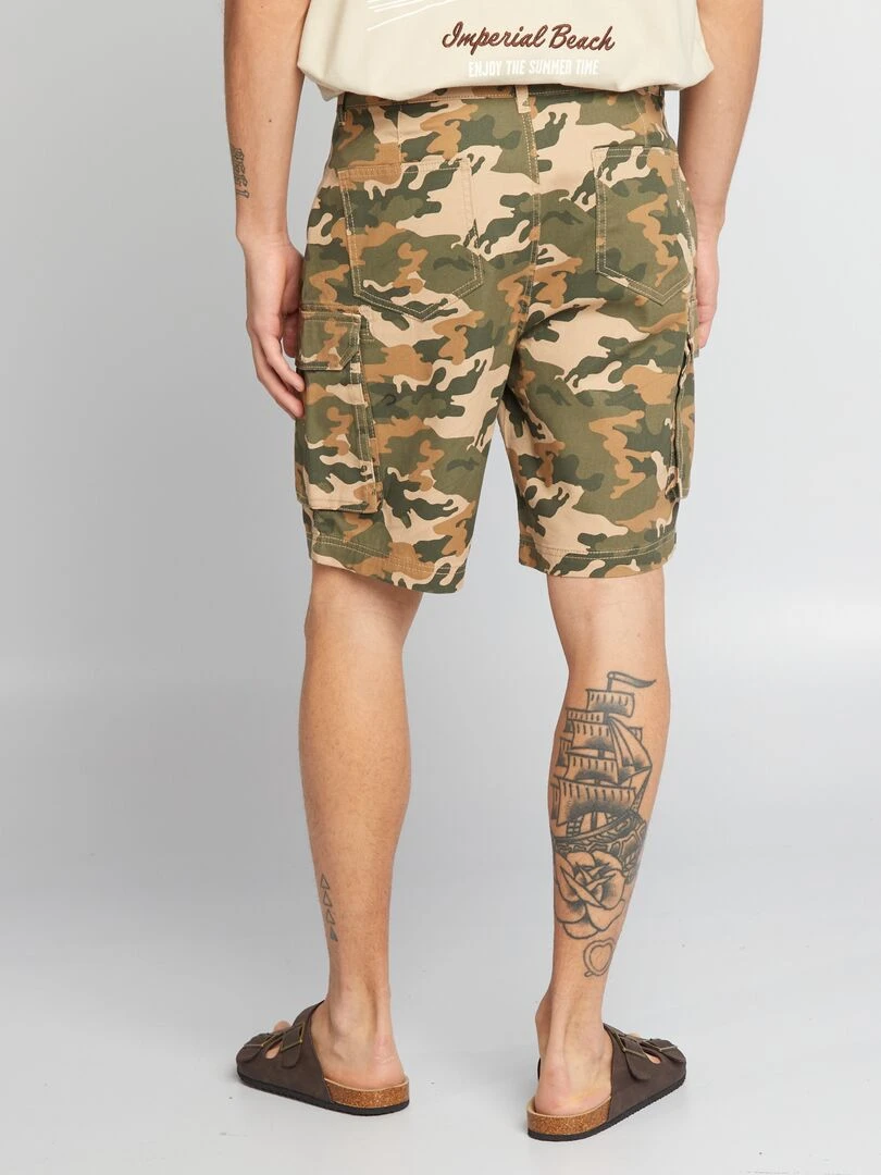 Short chino avec poches sur les côtés   Kaki