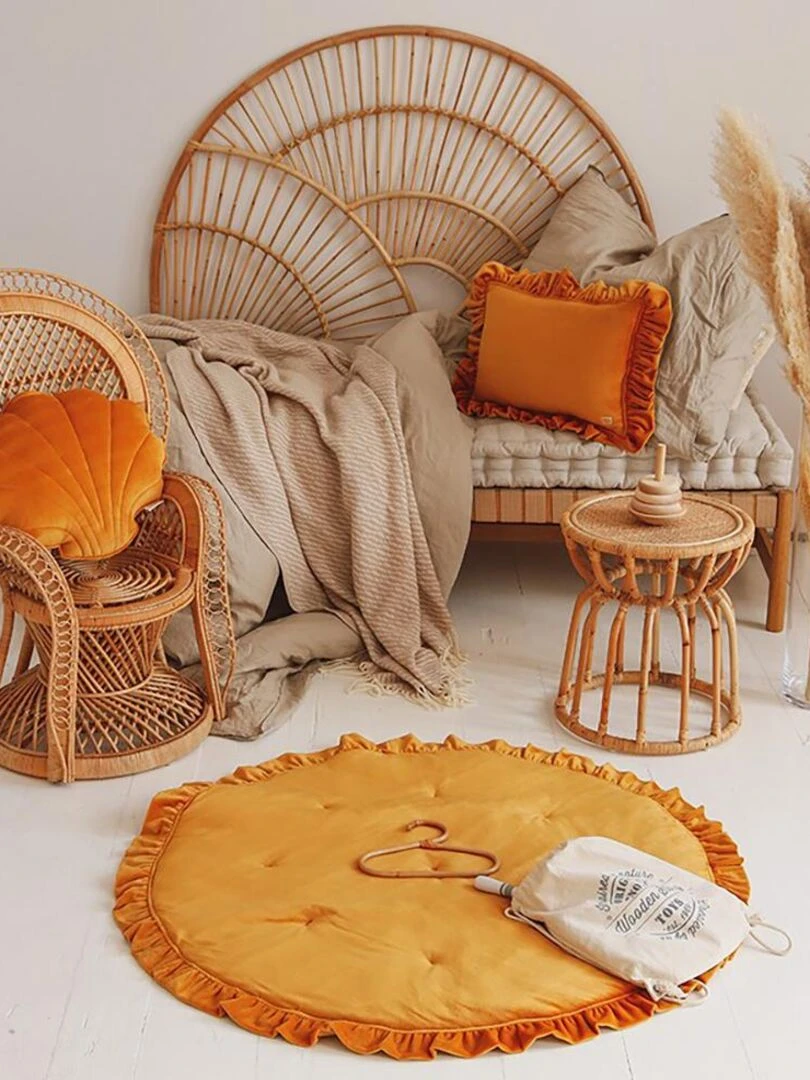 Coussin velours avec volant Moutarde   Jaune moutarde