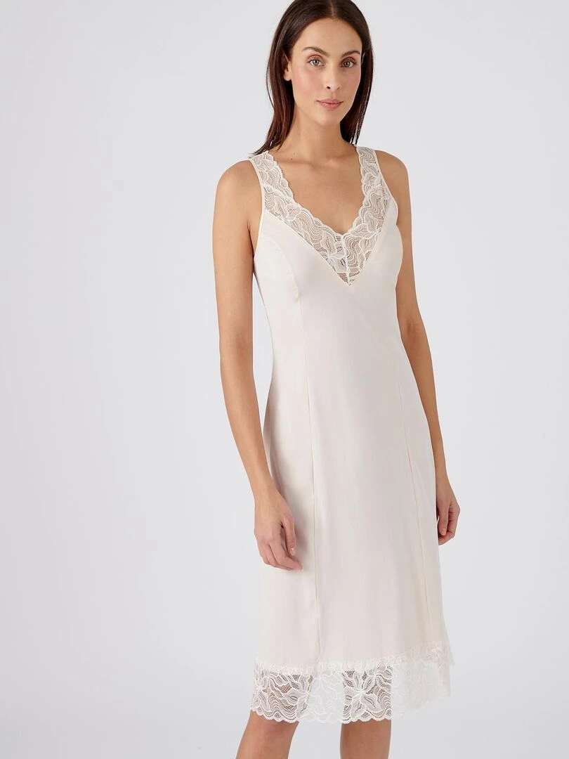 Fond de robe avec incrustations de dentelle Damart Rose pâle