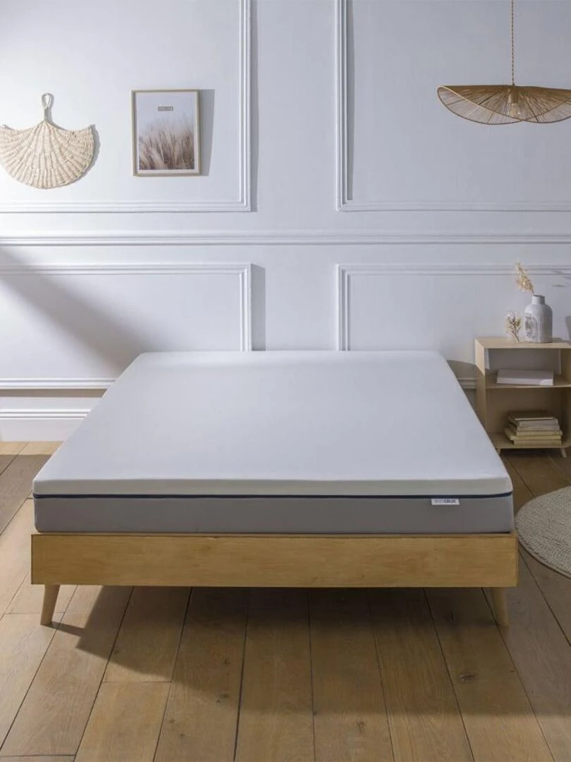 Bleu Câlin   Matelas mousse hybride confort ferme   épaisseur 16cm L'Agréable   Blanc Gris Bleu