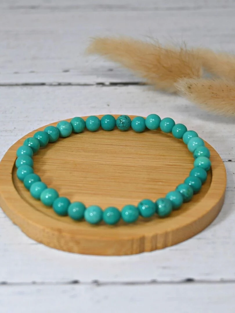Bracelet Adulte Magnésite & Howlite teintée bleue Bleu