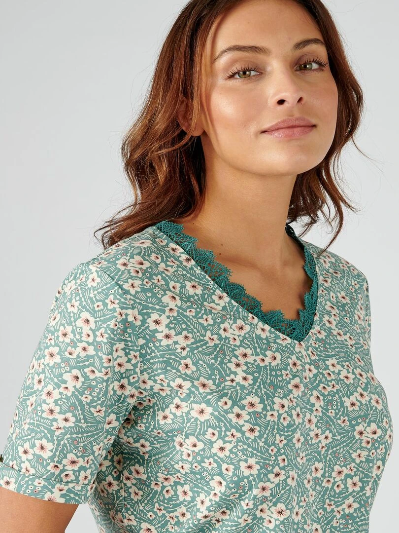 Tee shirt imprimé détails dentelle   Damart   Vert