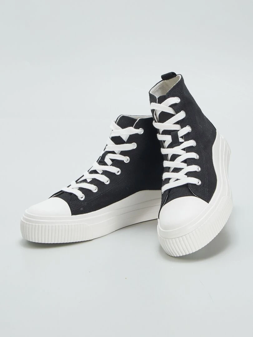 Baskets en toile à semelles compensées   Noir