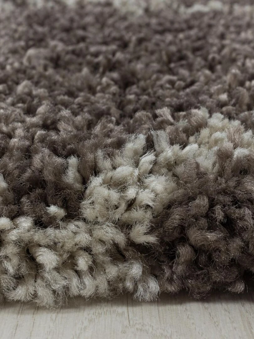 Tapis berbère style SHAGGY A OEKO TEX®   Marron
