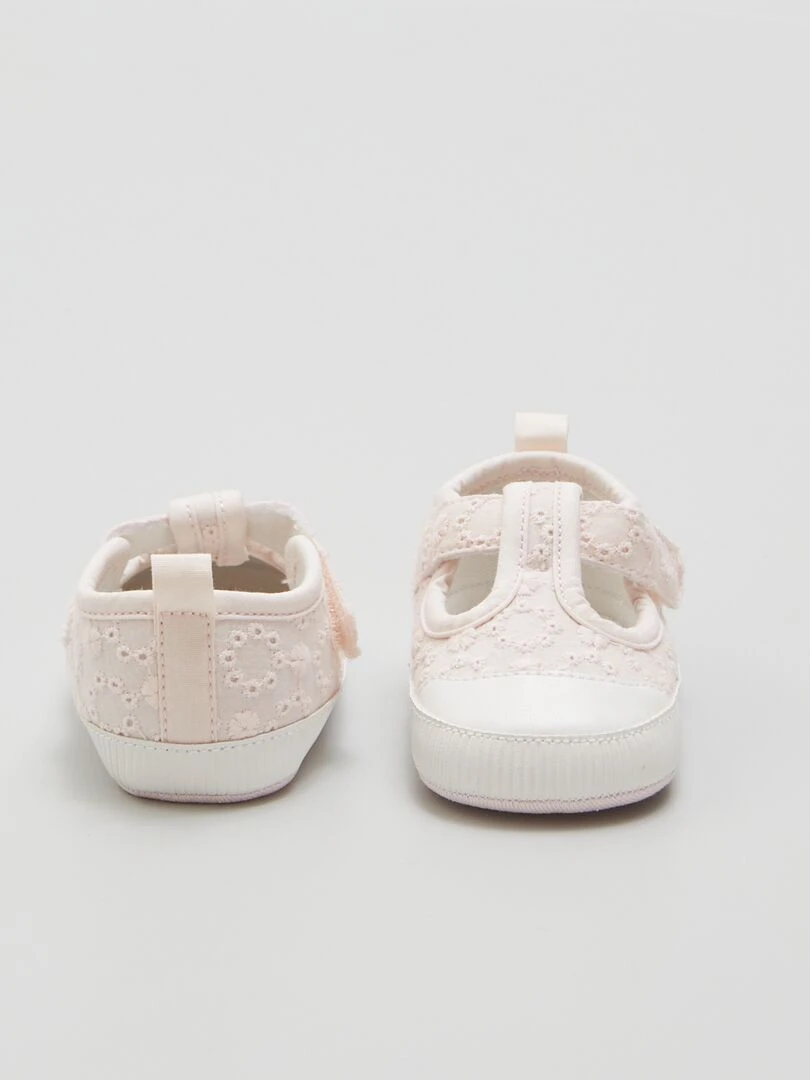 Baskets à bride en tissu ajouré   Rose pâle