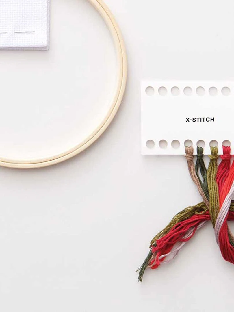 Kit point de croix couronne d'églantier Ø 15 cm   N/A