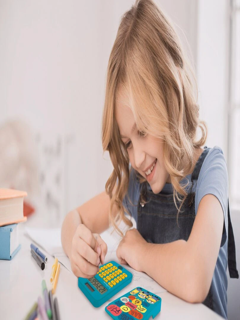 Calculatrice The Poche Avec Couvercle De Protection Minions N/A