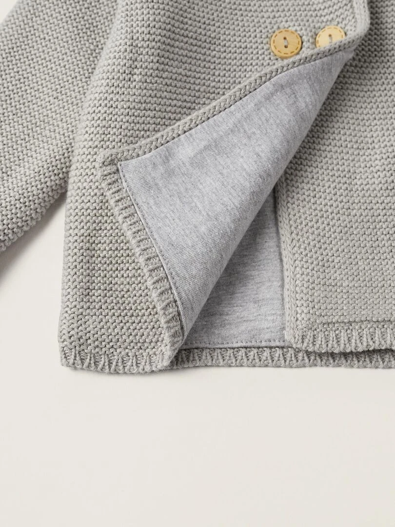 Gilet en Maille avec Capuche pour Nouveau Né  BALMORAL'S AFTERNOONS   Gris clair