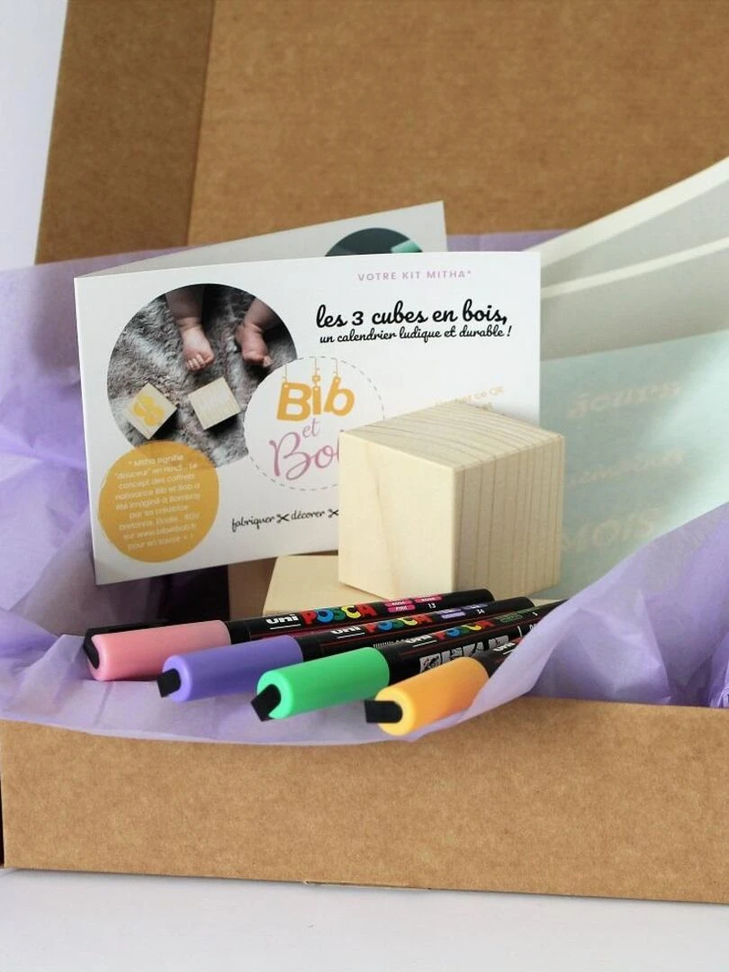 Kit Naissance Cubes Etapes en Bois Création durable Posca Blanc Violet