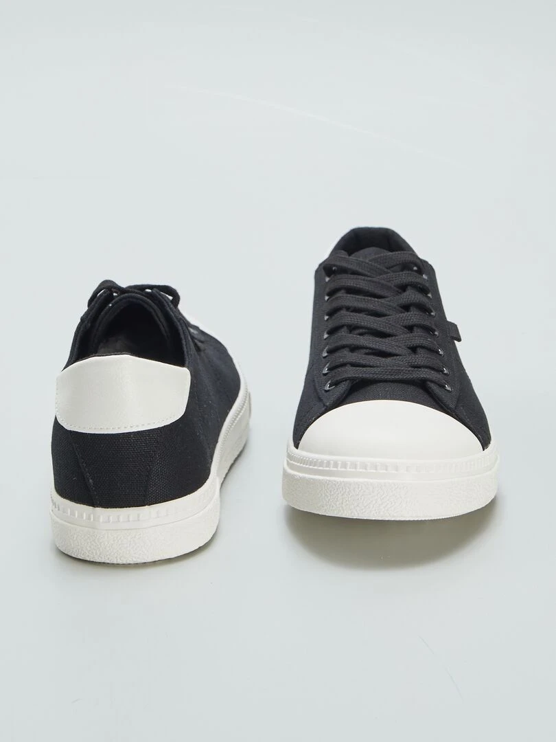 Baskets basses en toile   Noir