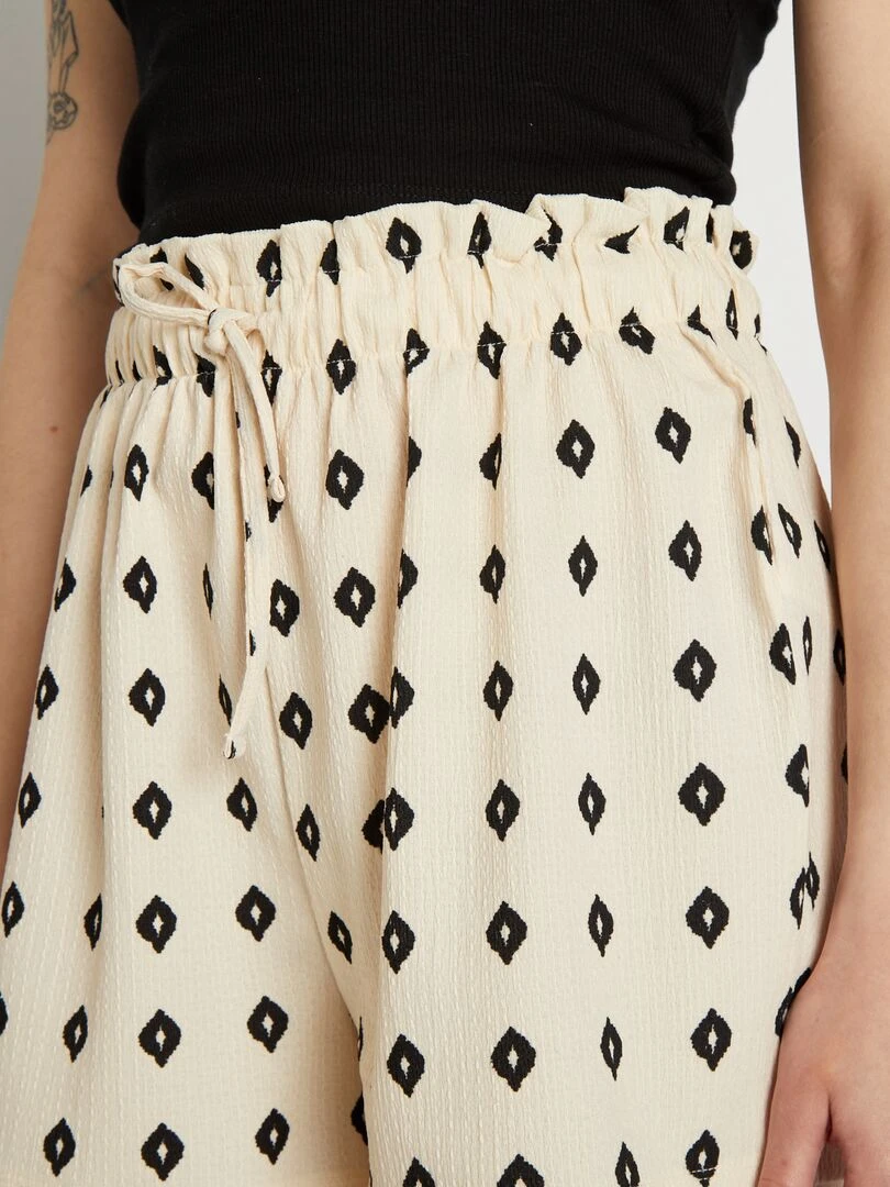 Short stretch à taille élastiquée   Beige/noir