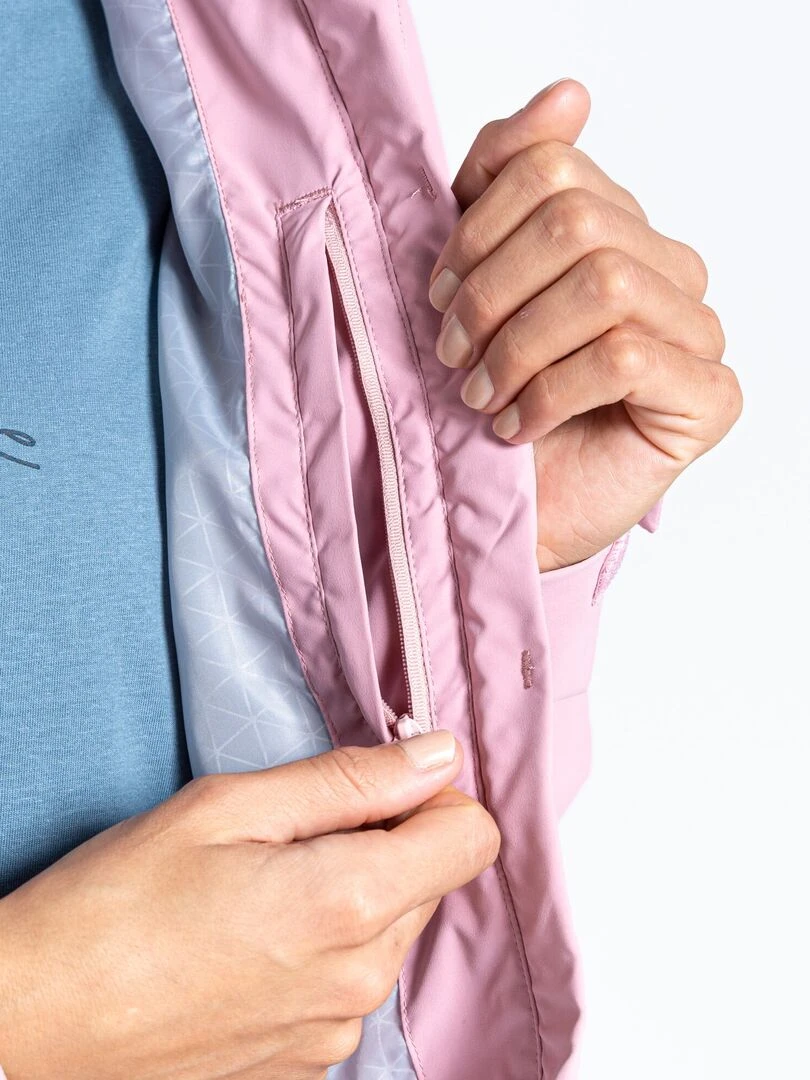 Dare 2B   Veste imperméable THE LAURA WHITMORE EDIT SWITCH UP   Rose rouge