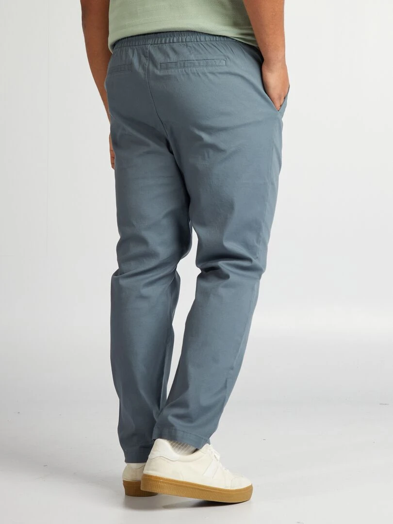 Pantalon chino à taille élastiquée   Gris