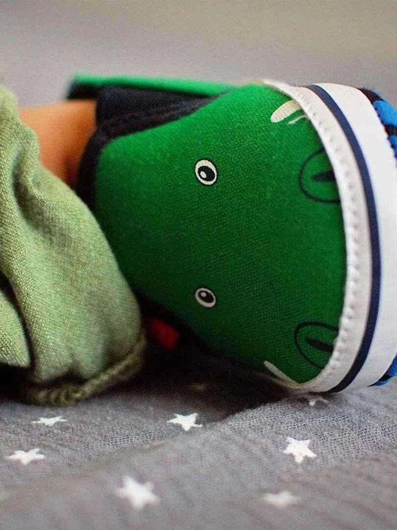 Chaussons doux pour bébé  Crocodile   Vert
