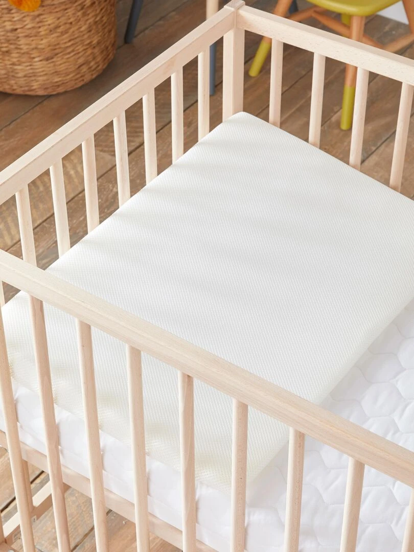 Babysom   Plan incliné Ventilé   60x35 cm   Inclinateur 10°   Fabrication française   Blanc