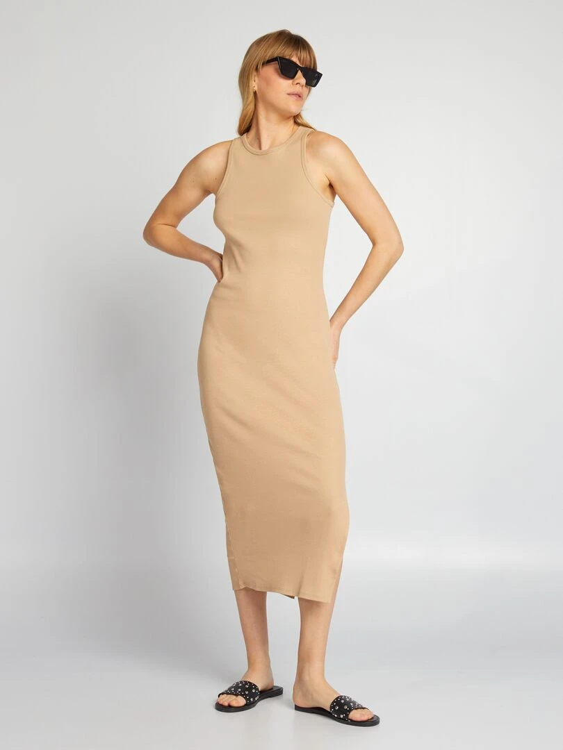 Robe longue en maille côtelée   Beige