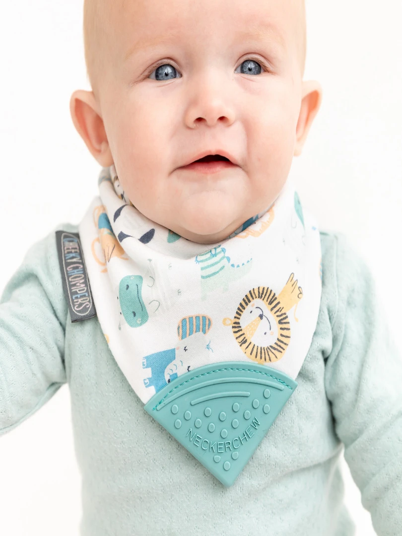 Bavoir bandana avec embout de dentition  STELLA   Blanc