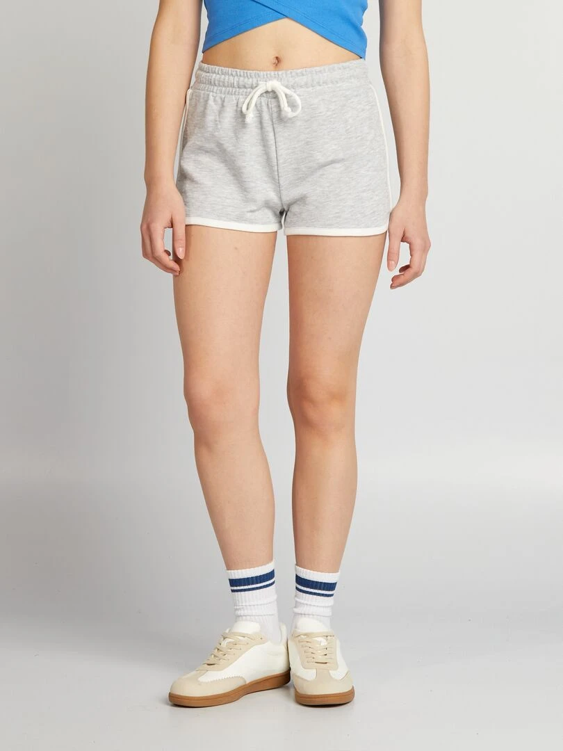 Short court sportswear   Gris