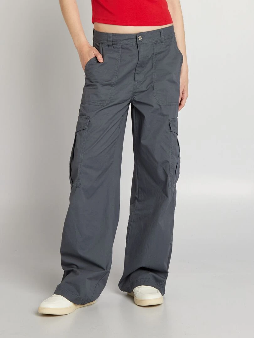 Pantalon large avec poches à rabats   Gris