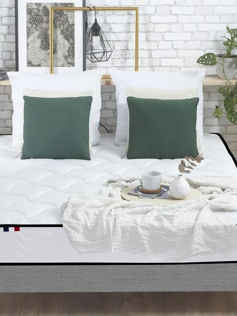Pack Ensemble Matelas Ressorts + Mémoire de forme + sommier + couette + oreillers Sommier Gris Blanc