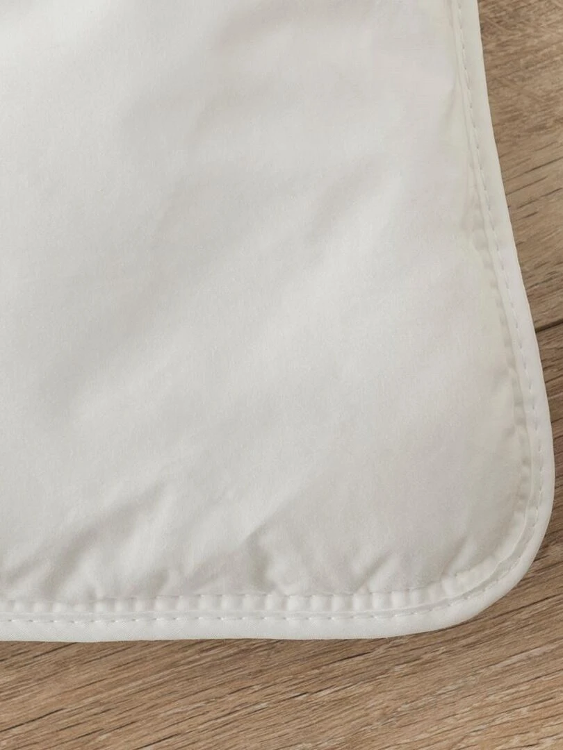 DODO   Couette Toucher Duvet Chaude   Blanc