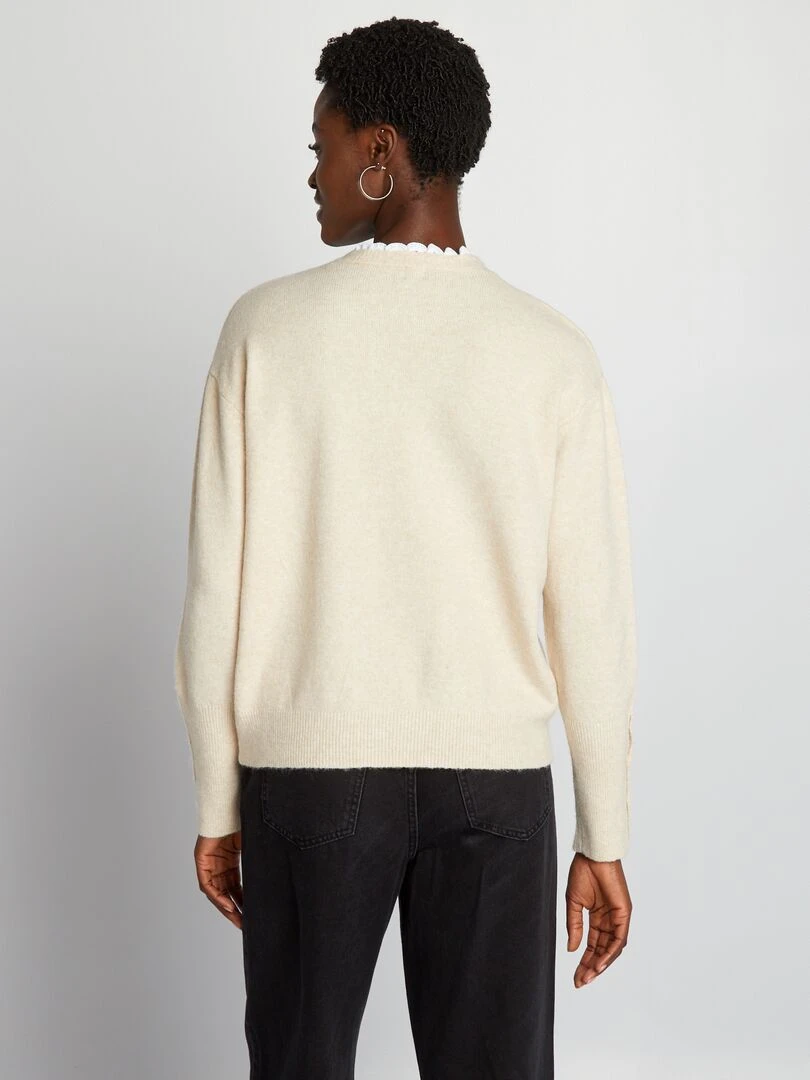 Pull en maille avec col brodé   Beige
