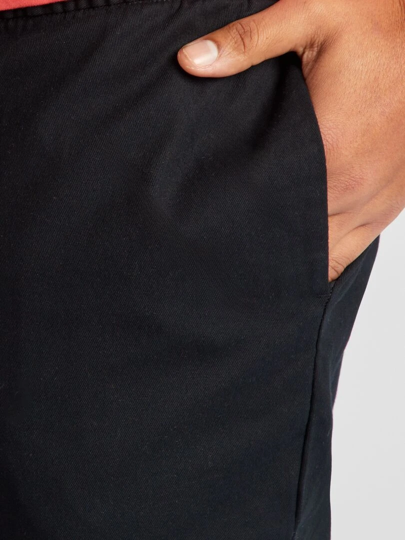 Pantalon chino à taille élastiquée   noir