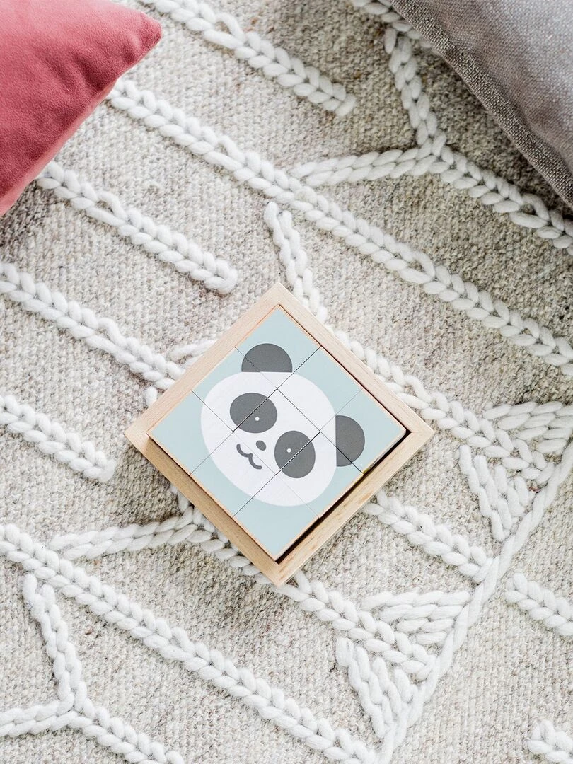 Puzzle cube animaux en bois   N/A