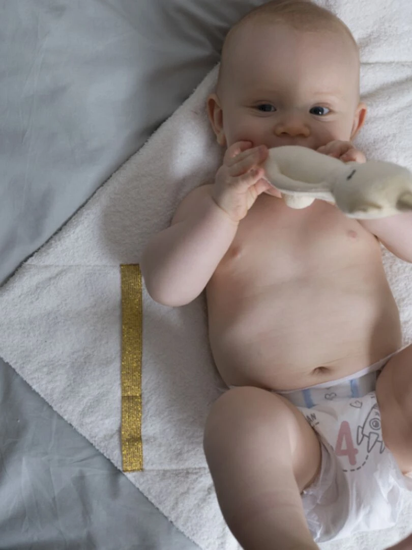 Hochet en coton bio licorne blanche (17 cm)   N/A