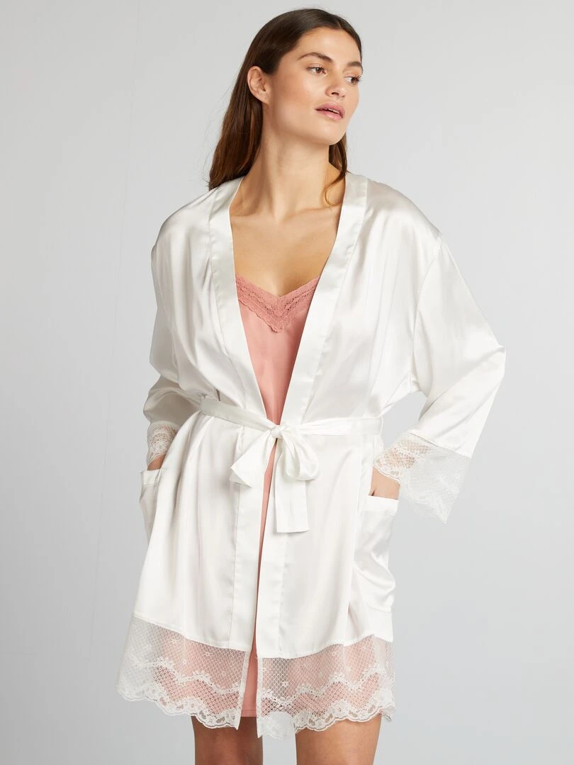 Robe de chambre fluide satinée blanc