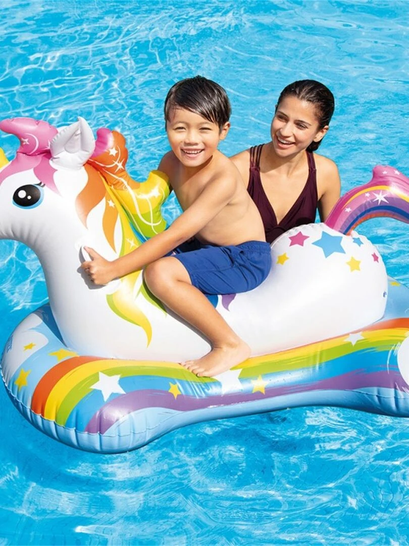 Petite licorne gonflable   N/A