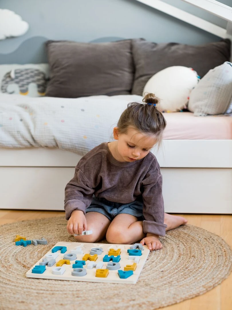 Puzzle ABC Caspar en bois   N/A