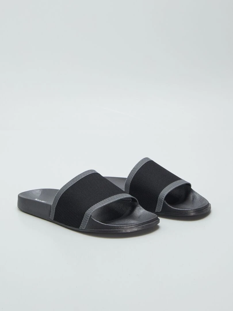 Sandales en tissu ajouré noir
