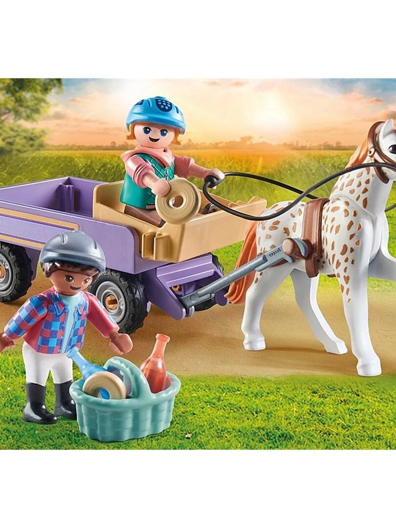 Enfants avec calèche et poney   N/A