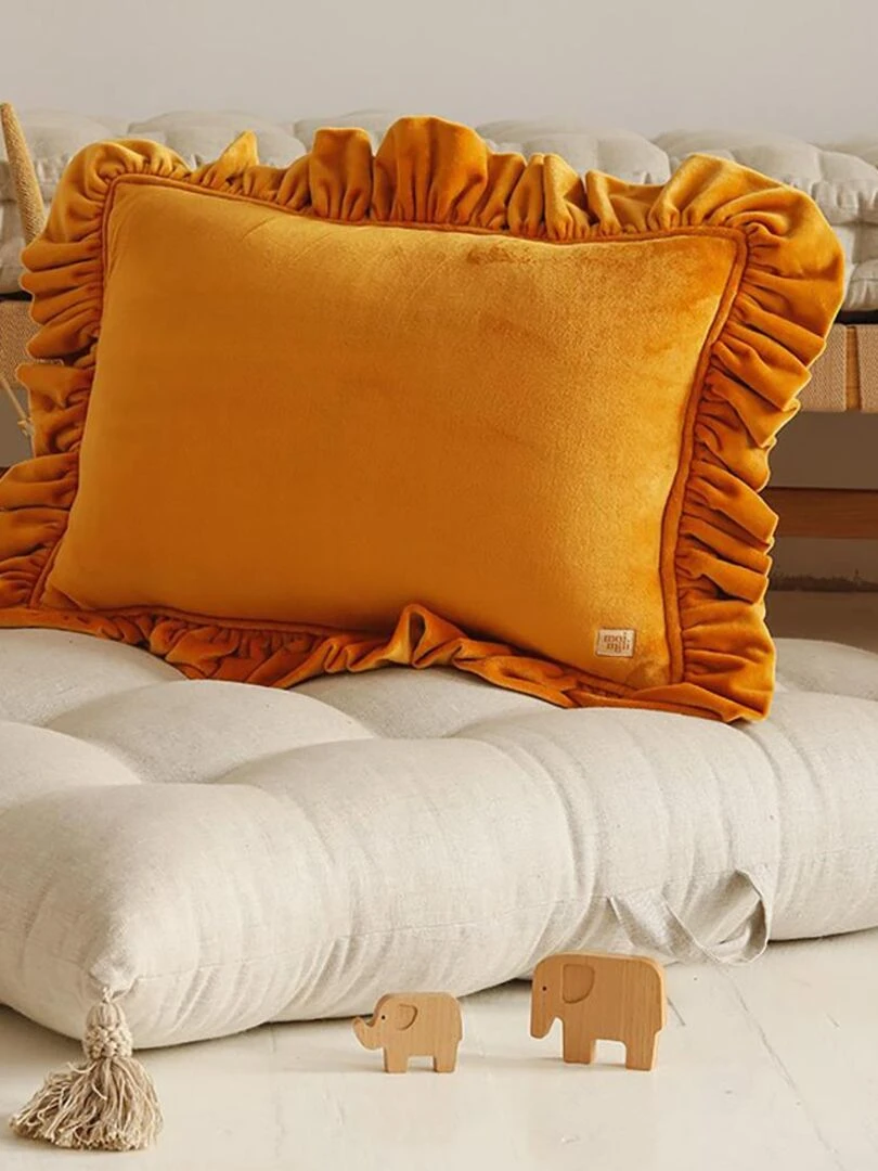 Coussin velours avec volant Moutarde Jaune moutarde