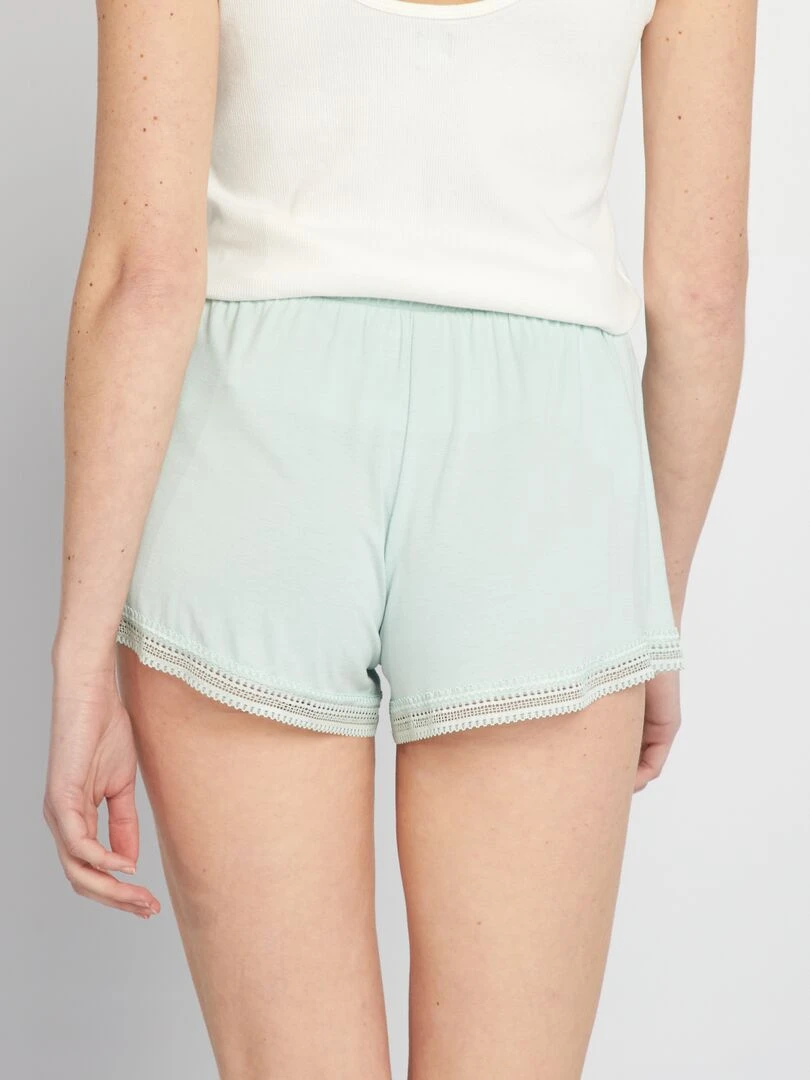 Short court avec dentelle Vert