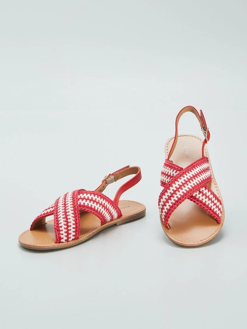 Sandales plates à brides croisées   Rouge