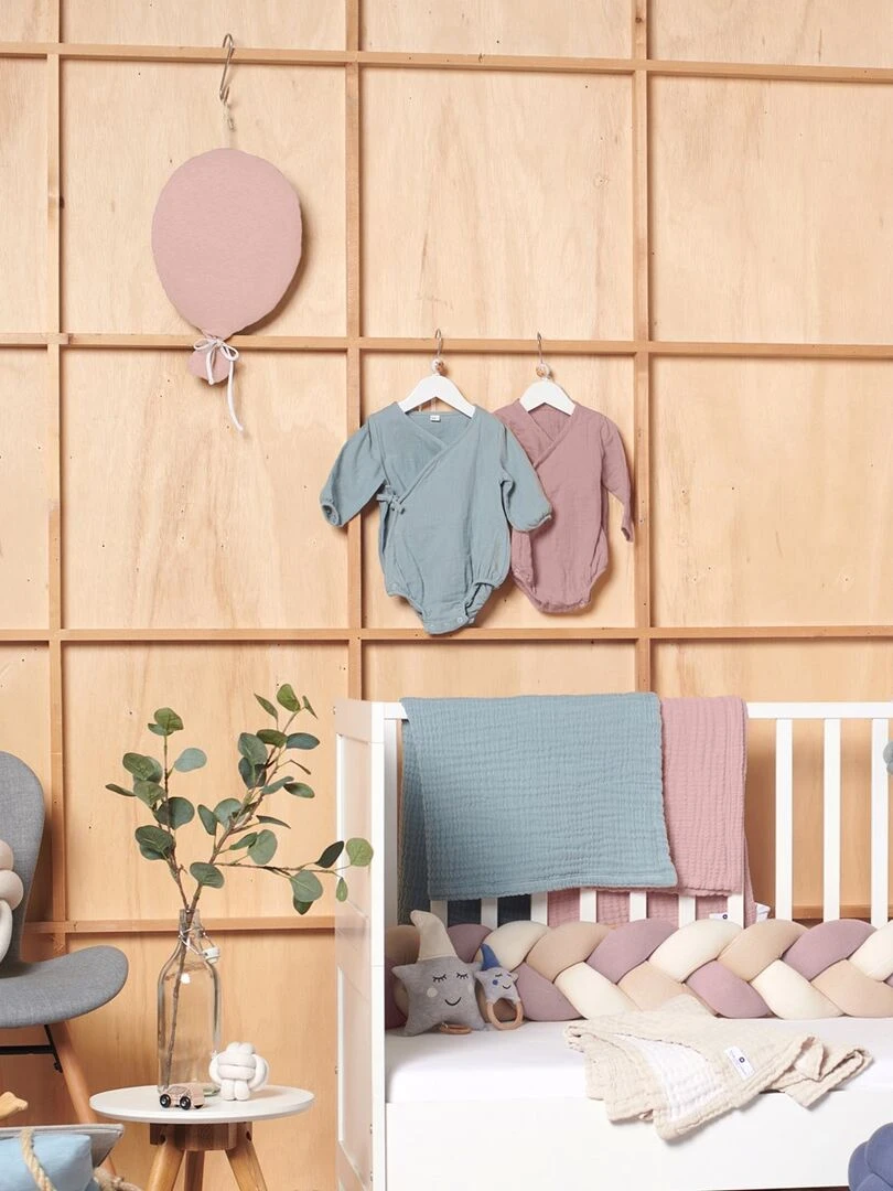 Coussin bébé en coton tricoté ballon   Rose