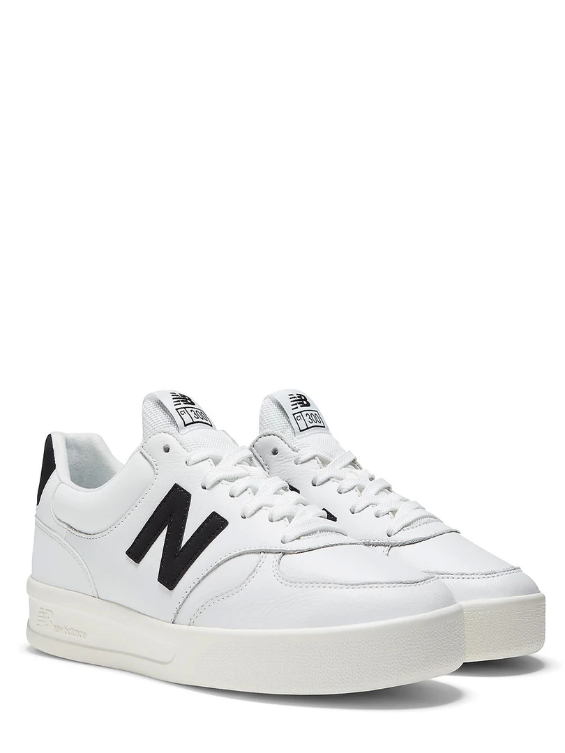 Baskets 300 Sb Blanc