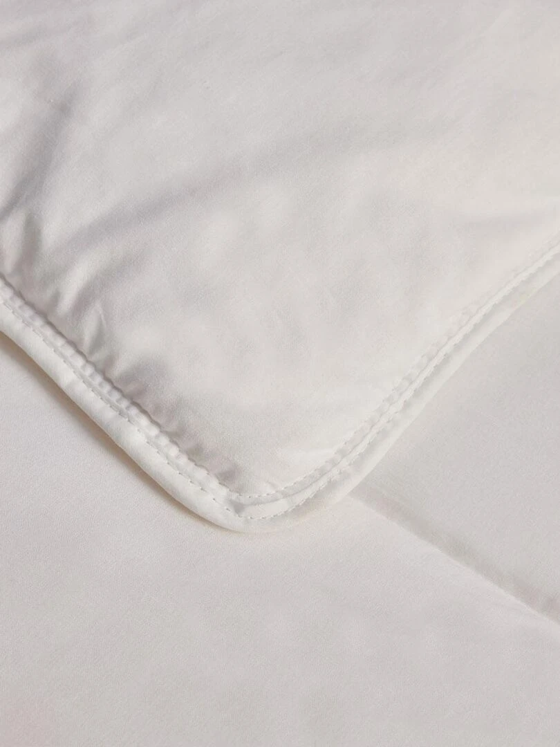 DUNLOPILLO   Couette Douce Nuit   Chaude   Blanc