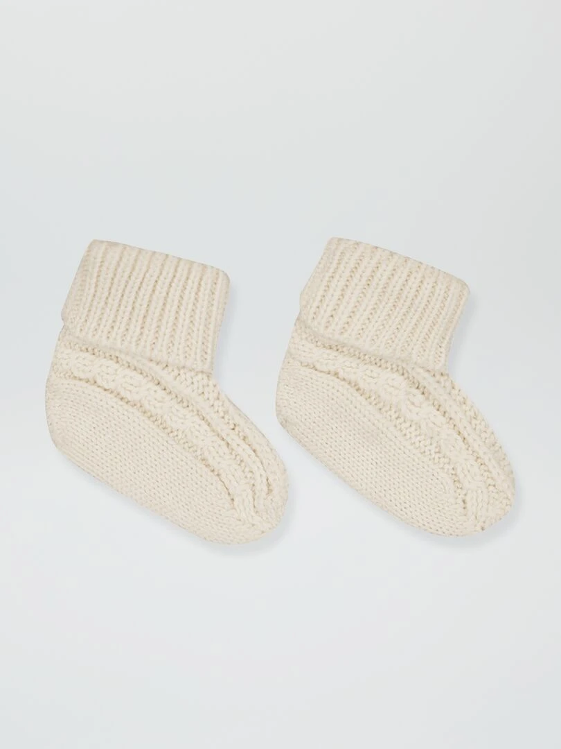 Chausson en maille tricotée beige