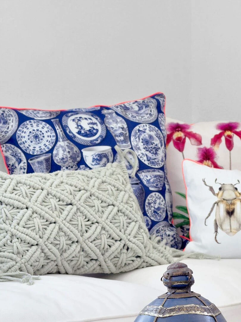 Housse de coussin décoratif Phal "Happyfriday"   Blanc