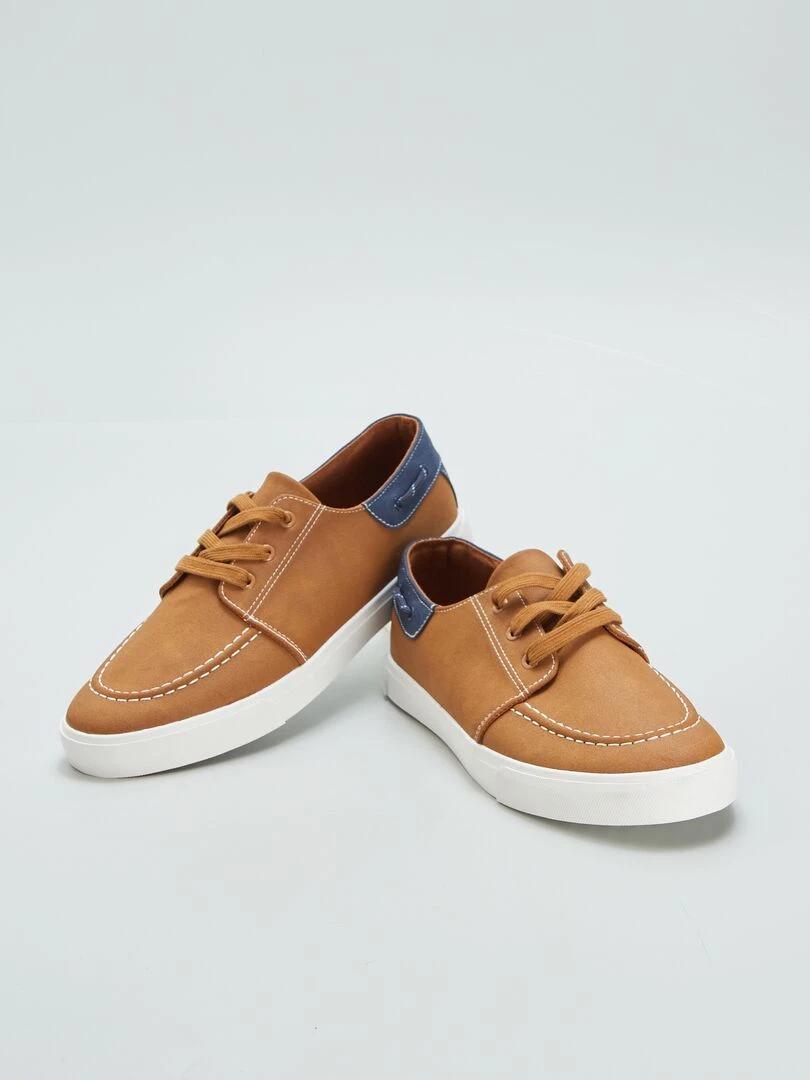 Chaussures bateau à lacets   Marron
