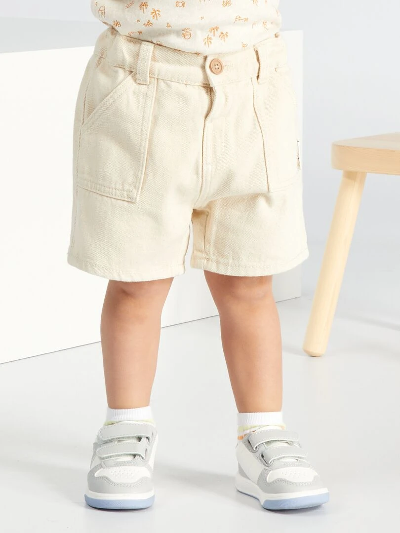 Short en coton twill et larges poches Beige