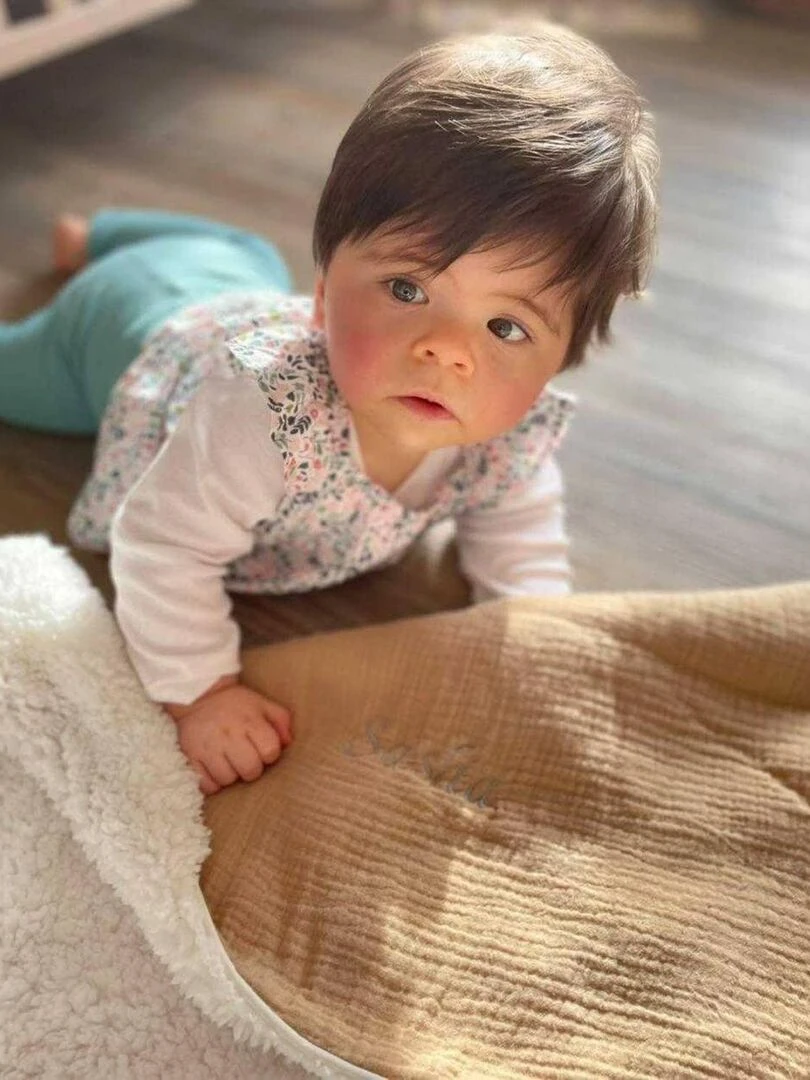 Couverture en gaze de coton et sherpa  Jeanne   Beige