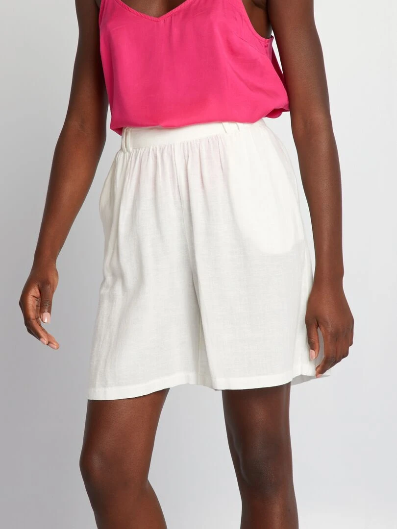 Short large en lin Beige