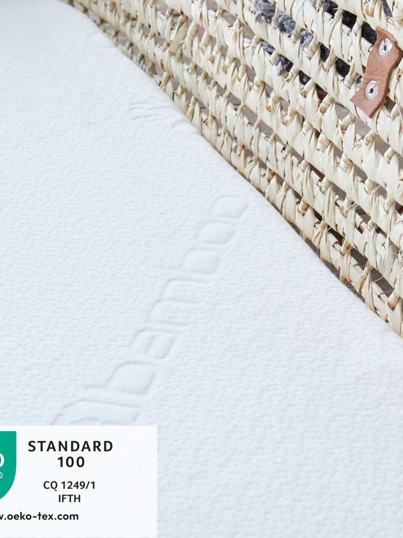 Babysom   Matelas de Couffin Bamboo   72x32 cm   Épaisseur 4 cm   Déhoussable   Blanc